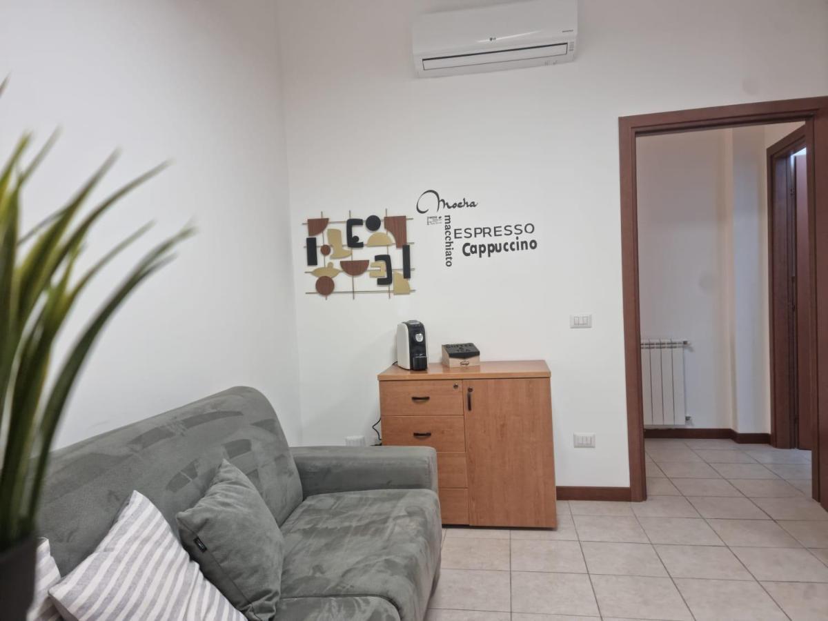 Laura Four Apartment Messina Exterior foto