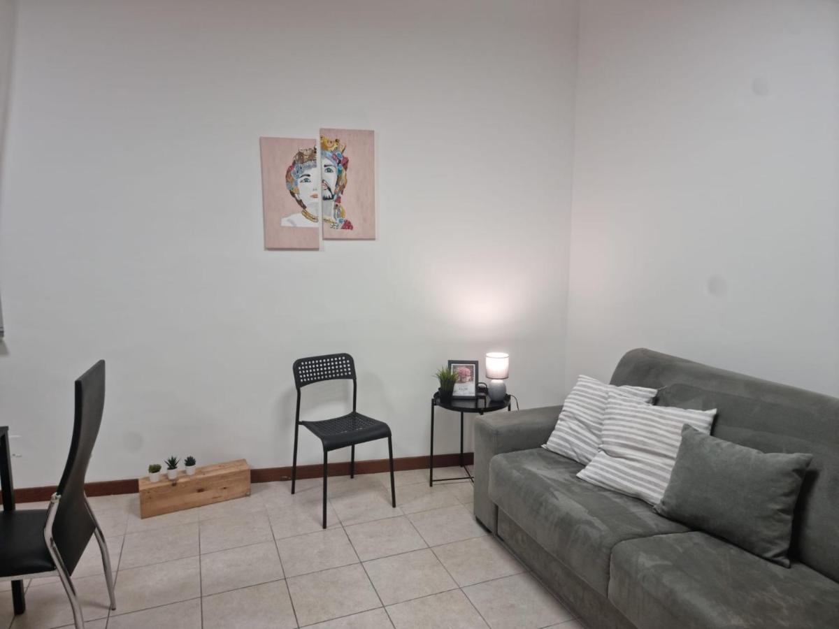 Laura Four Apartment Messina Exterior foto